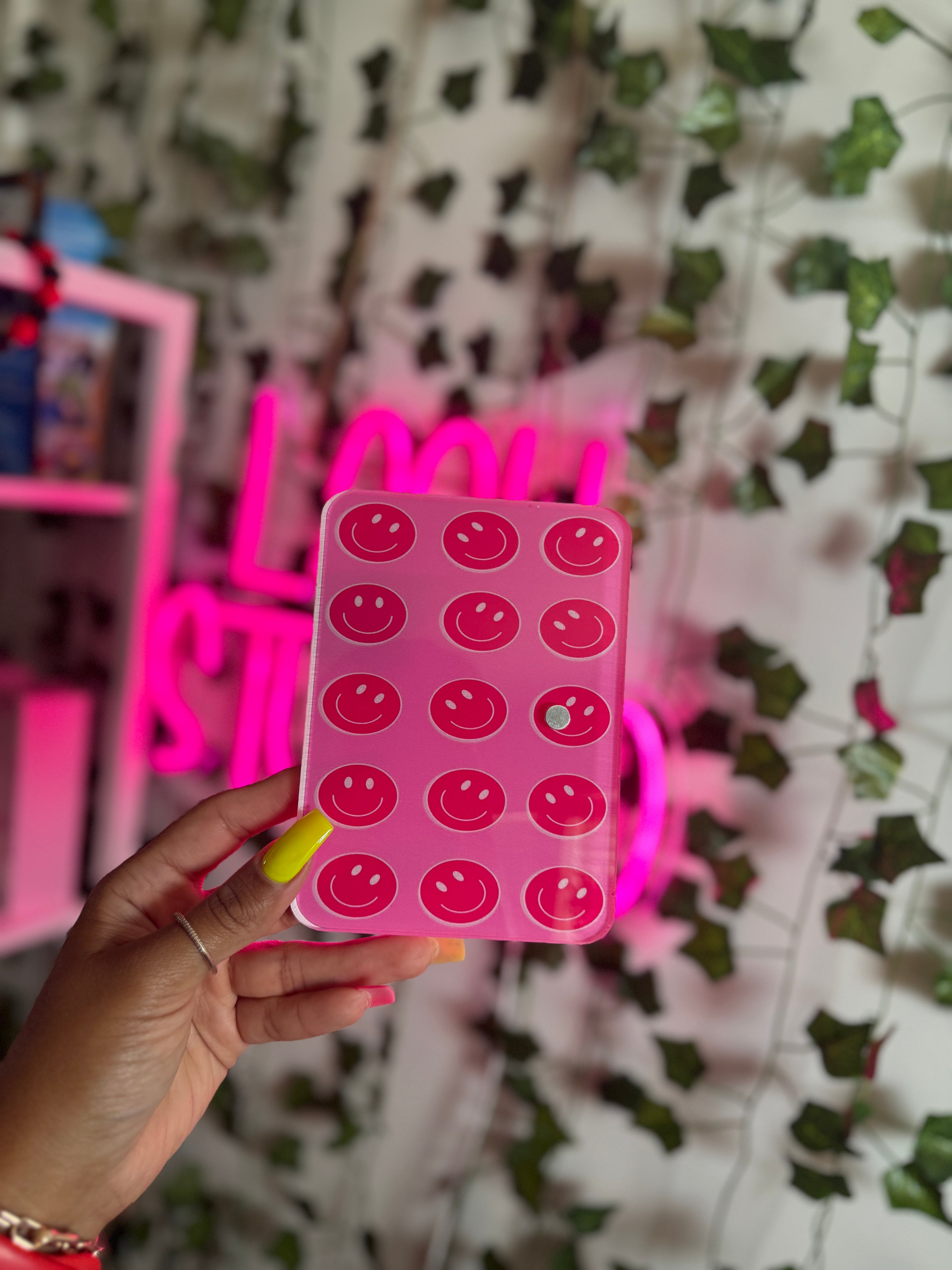 Smiley Face Lash Tile